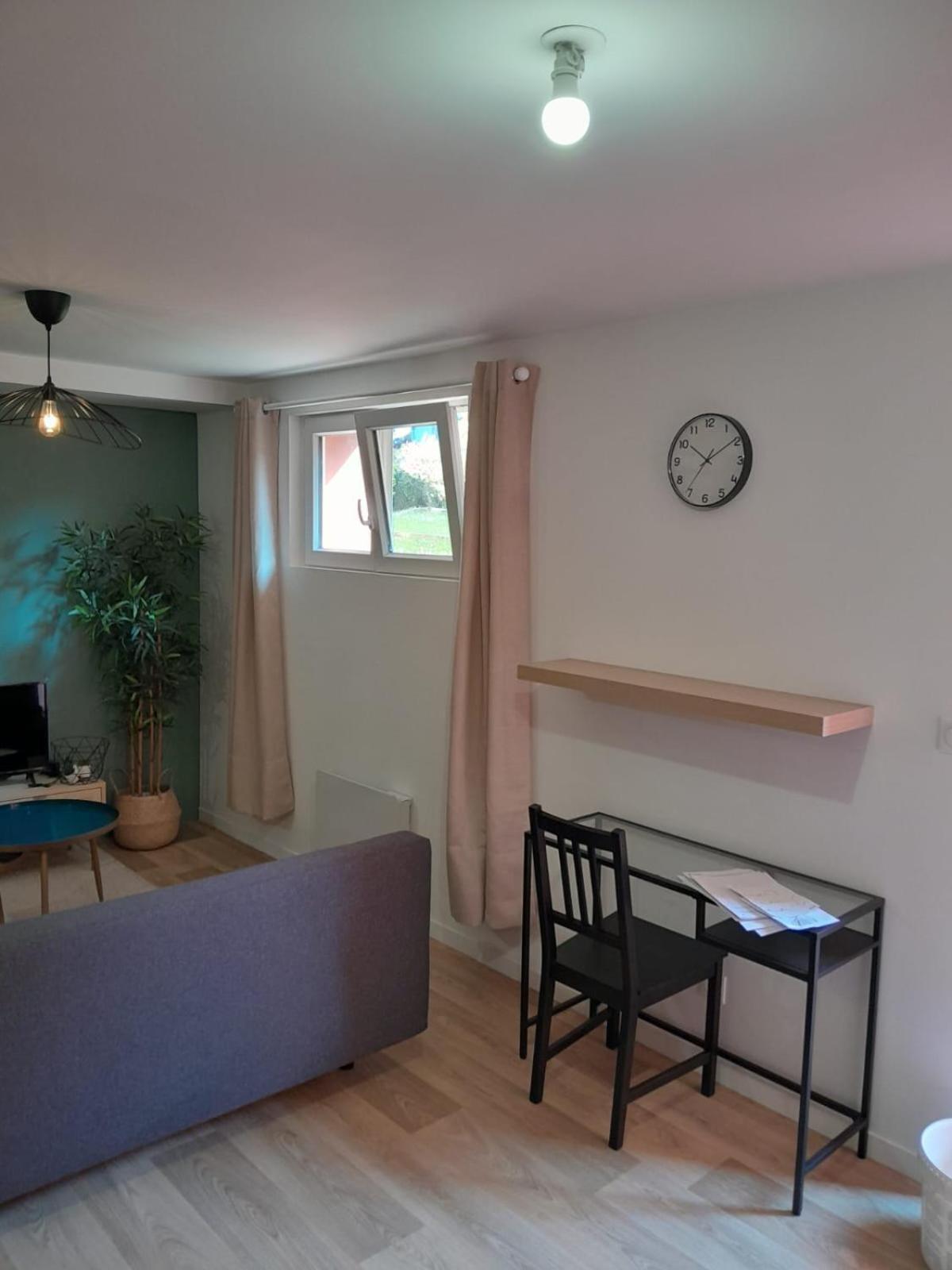 Appartement Proche Gare Saint-Brieuc Buitenkant foto