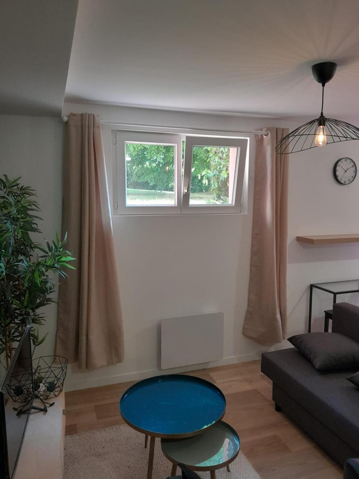 Appartement Proche Gare Saint-Brieuc Buitenkant foto